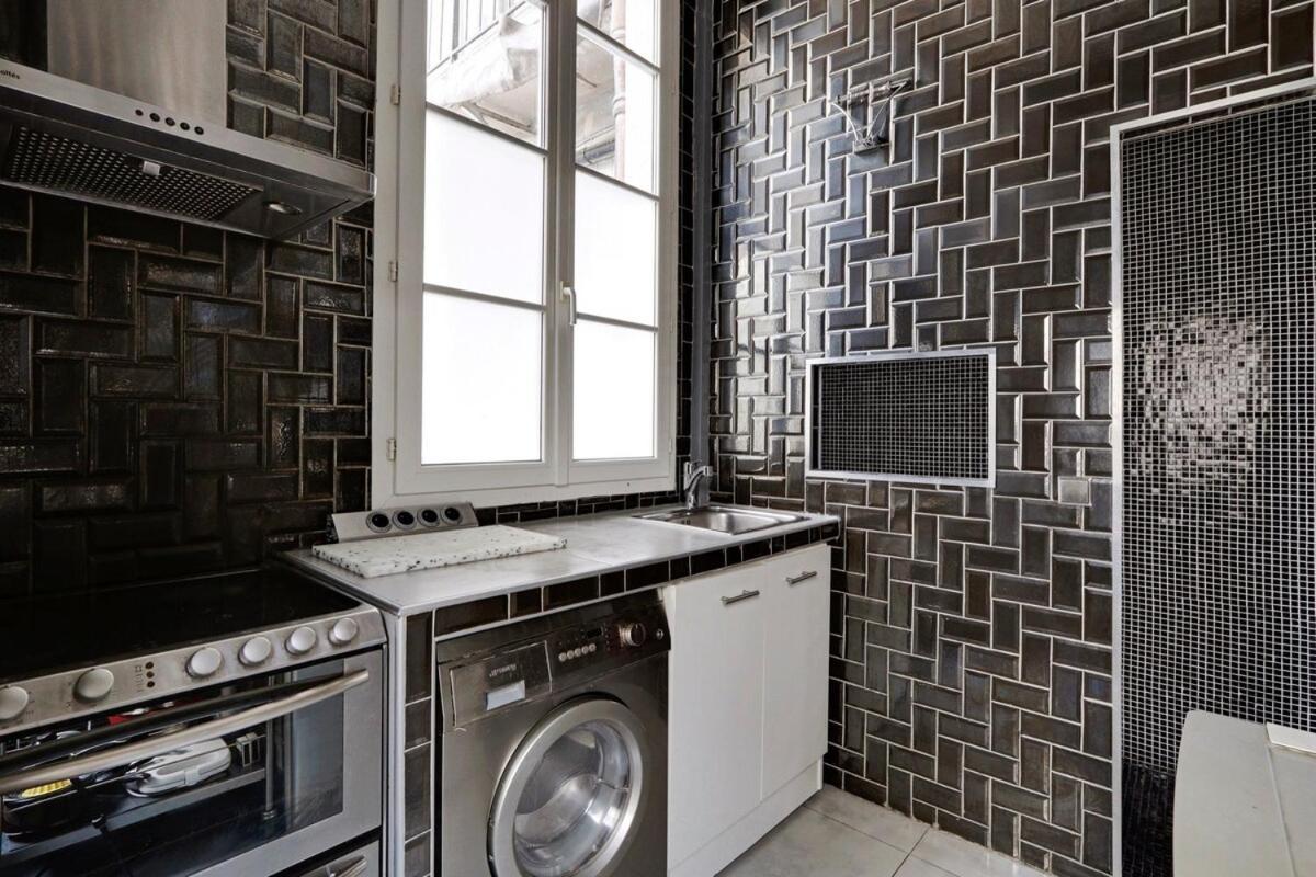 Apartment Paris Marais Beaubourg Area Paris