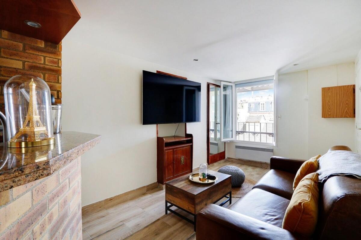 Apartment Paris Marais Beaubourg Area Paris