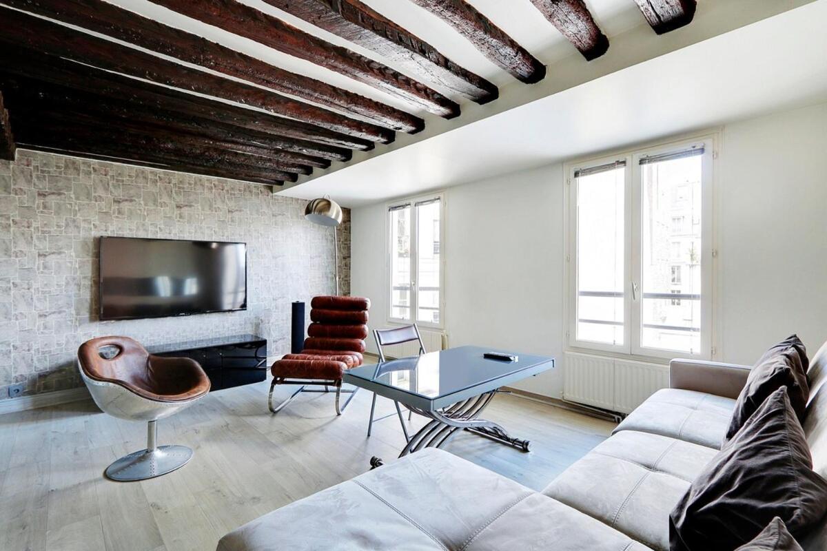 Apartment Paris Marais Beaubourg Area Paris
