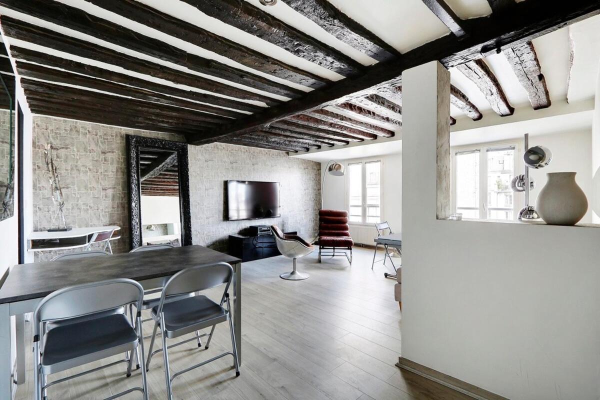 Marais Beaubourg Area *